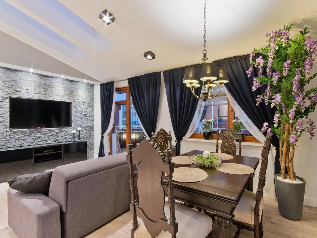 Strand Apartments กดัญสก์ ห้อง รูปภาพ