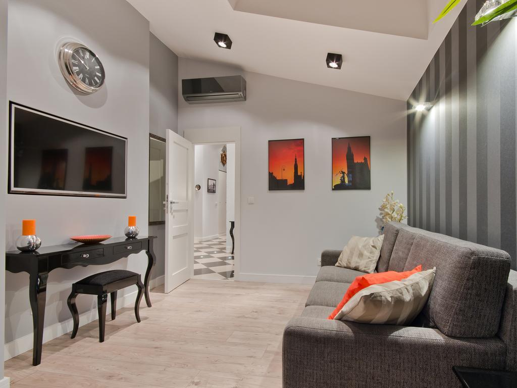 Strand Apartments กดัญสก์ ห้อง รูปภาพ